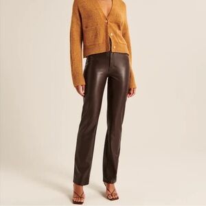 Abercrombie & Fitch Burgundy Vegan Leather 90s Straight Leg Pants Womens Size 30